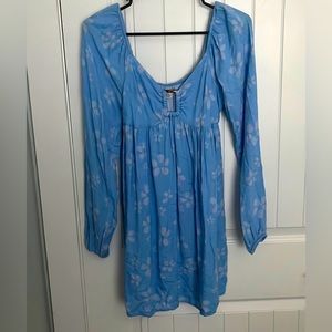 Blue and White Floral American Eagle Dress Women Size Small With Pockets